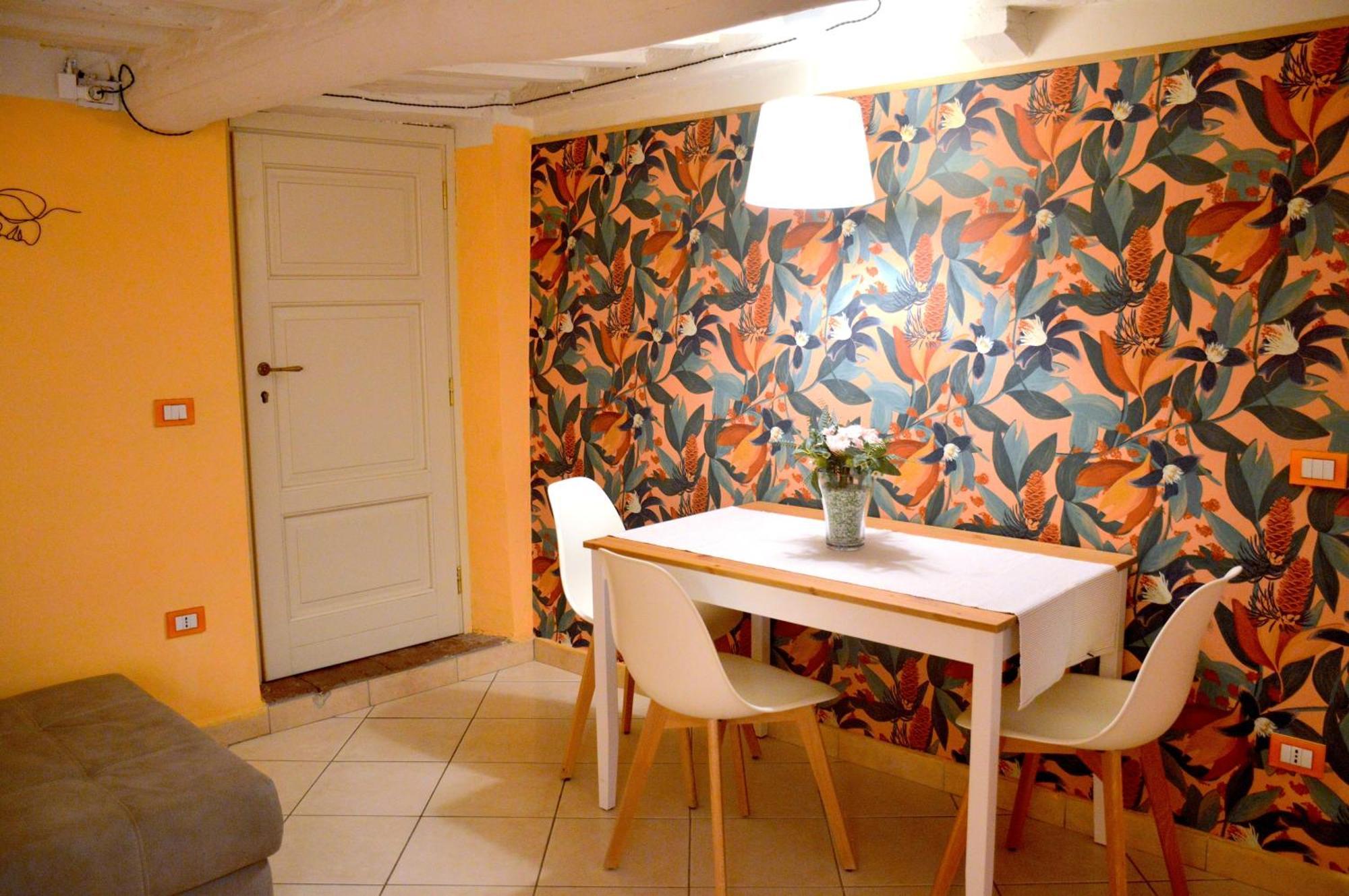 Piazza Napoleone Sweet Apartment Lucca Bagian luar foto